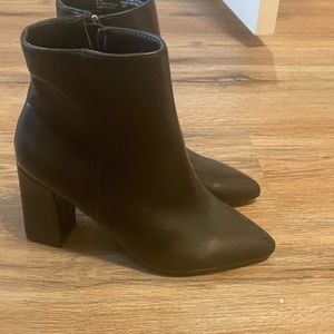 Nwot madden girl platform boots
